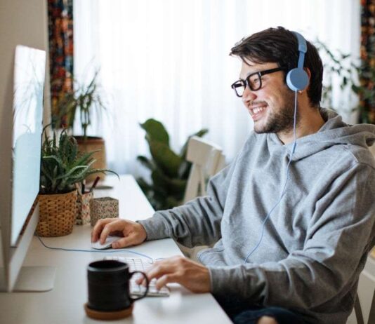 online gaming world