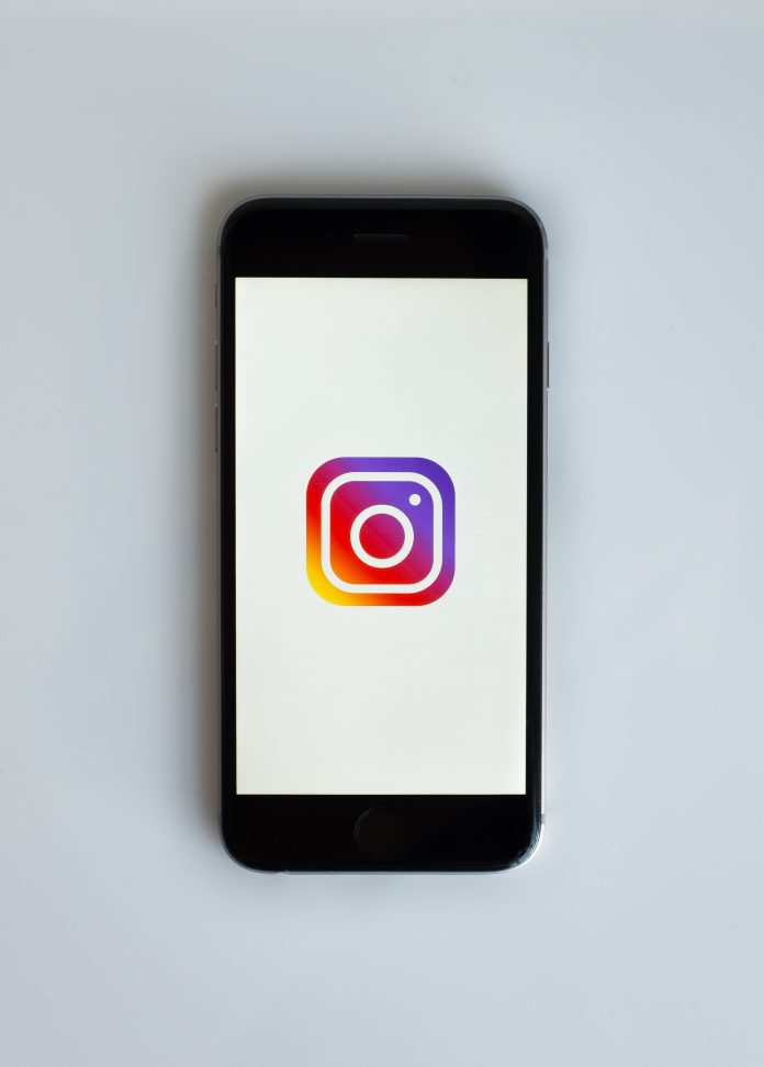 كيفية نشر 20 صورة في منشور واحد على Instagram مرة واحدة 